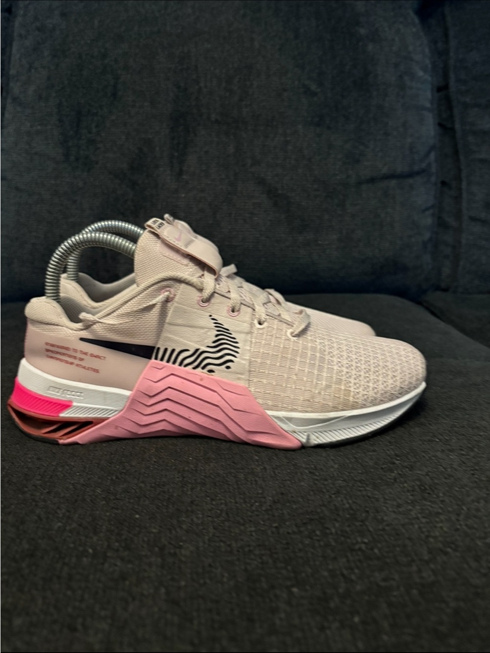 Nike Metcon 8 Barely Rose W Training Shoes Women’s Size 7.5 DO9327-600